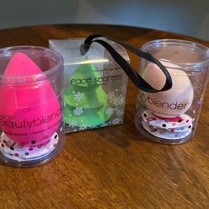 3 Beauty Blenders